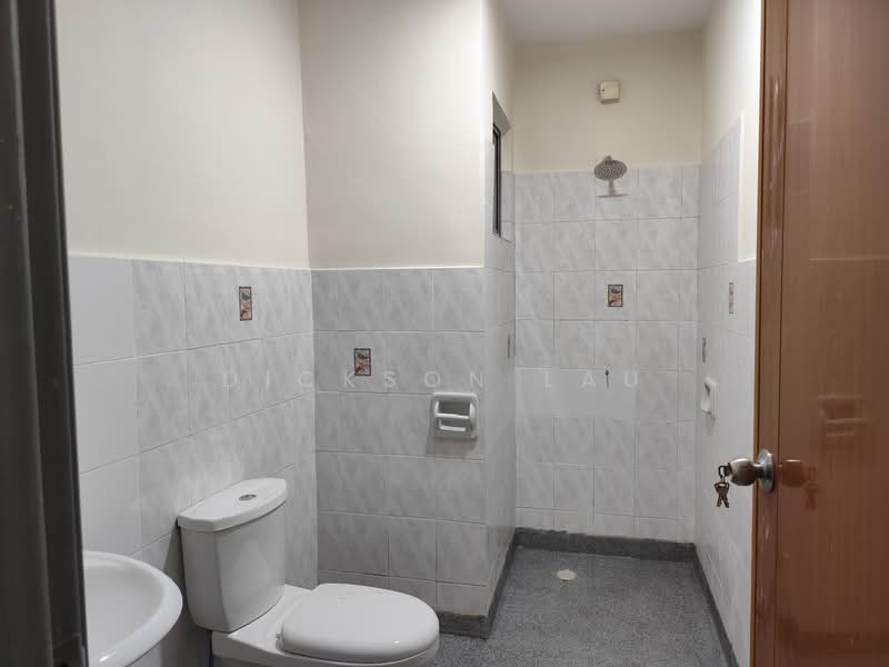 Kondominium untuk Dijual di Amandari - Dickson Lau - Bathroom - PropertyGuru.com.my