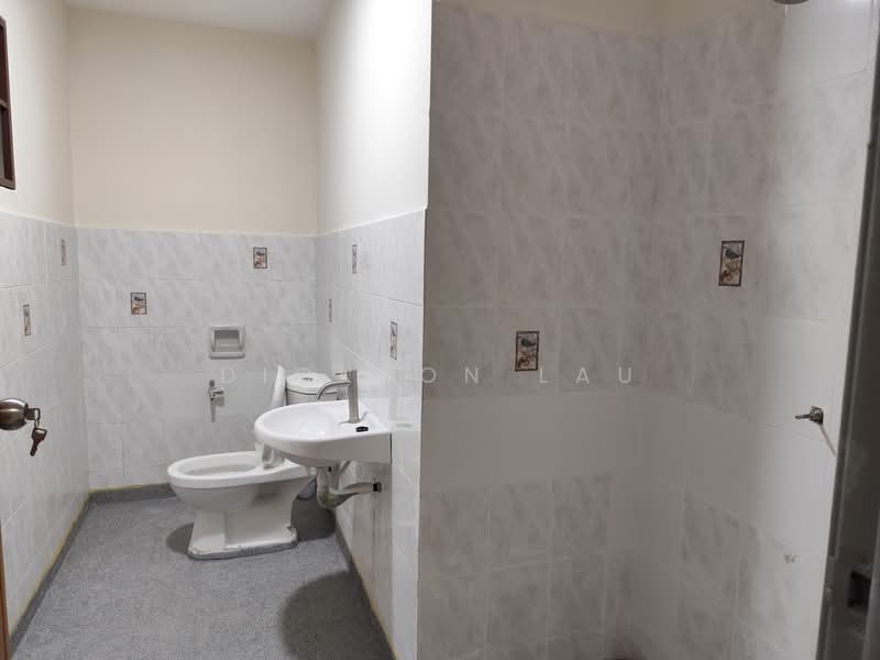 Kondominium untuk Dijual di Amandari - Dickson Lau - Bathroom - PropertyGuru.com.my