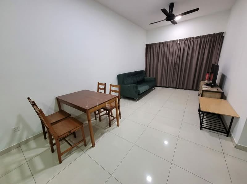 Servis Apartment untuk Disewa di Seasons Garden Residences - Jie Hoh - Living Room - PropertyGuru.com.my