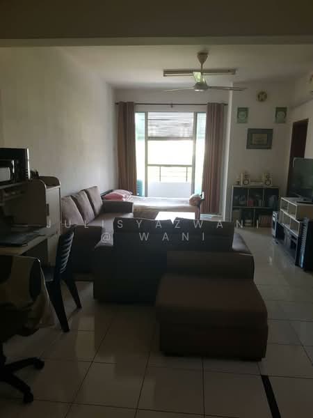 Apartment for Sale at Green Suria @ Bandar Tun Hussein Onn - Julisyazwani @ Wani - Living Room - PropertyGuru.com.my