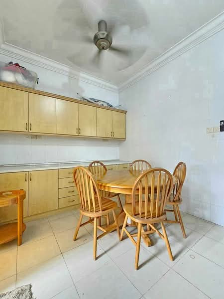 1-storey Terraced House for Sale in Taman Johor Jaya (Johor Bahru) - Han Yong Ang - Dining Room - PropertyGuru.com.my