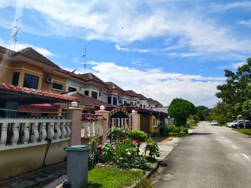 Rumah Teres 2 Tingkat untuk Dijual di Bandar Selesa Jaya (Skudai) - Min Kong - Exterior - PropertyGuru.com.my