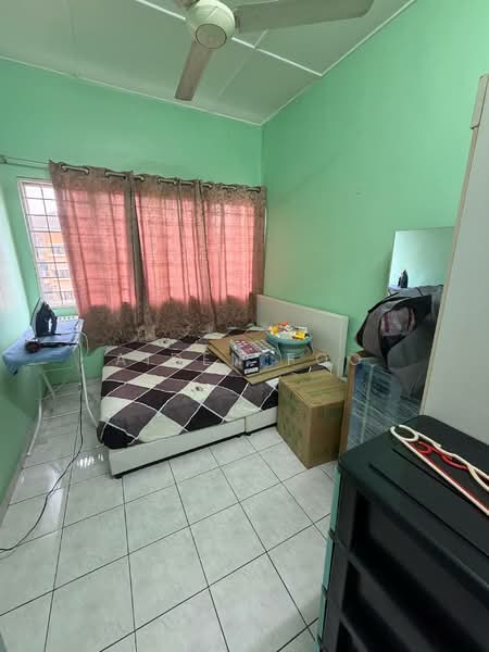 Pangsapuri untuk Dijual di Pangsapuri Sri Camellia - Aiden Foo - Bedroom - PropertyGuru.com.my