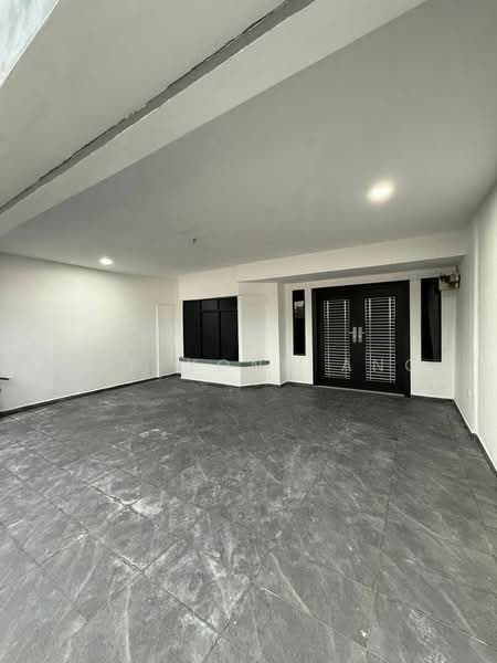 1-storey Terraced House for Sale in Taman Sri Skudai (Skudai) - Han Yong Ang - Entrance - PropertyGuru.com.my