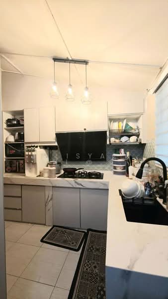 Rumah Teres 1.5 Tingkat untuk Dijual di Seksyen 4 (Kota Damansara) - Julisyazwani @ Wani - Kitchen - PropertyGuru.com.my