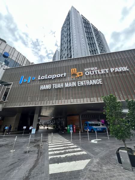 Servis Apartment untuk Dijual di SWNK Houze @ BBCC - Eugene Yee - Exterior - PropertyGuru.com.my