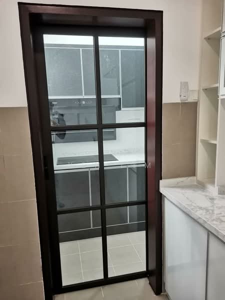 Condominium for Rent at Lakefront Homes - Yen Lim - Kitchen - PropertyGuru.com.my