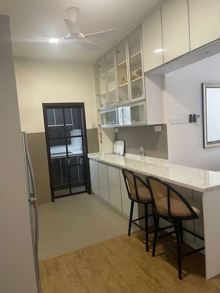 Condominium for Rent at Lakefront Homes - Yen Lim - Kitchen - PropertyGuru.com.my