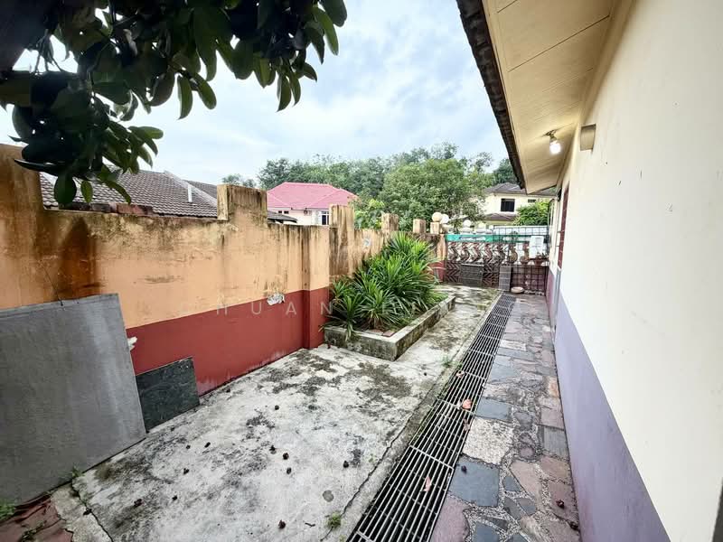 Semi-Detached House for Sale in Taman Bukit Kempas (Tampoi) - Chuan Liang - Exterior - PropertyGuru.com.my