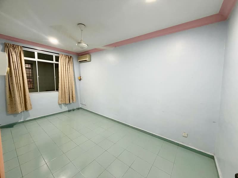 Semi-Detached House for Sale in Taman Bukit Kempas (Tampoi) - Chuan Liang - Interior - PropertyGuru.com.my