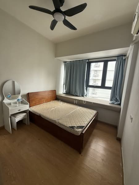 Service Residence for Rent at Amberside @ Country Garden Danga Bay - Jee Hui - PropertyGuru.com.my