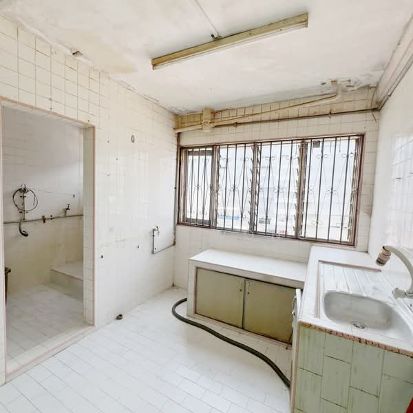 Rumah Flat untuk Dijual di Flat Bandar Selesa Jaya @ Jalan Silat Gayong - Bess Wong - PropertyGuru.com.my