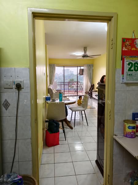 Kondominium untuk Dijual di Villa Angsana - Ziyang Chen - Living Room - PropertyGuru.com.my