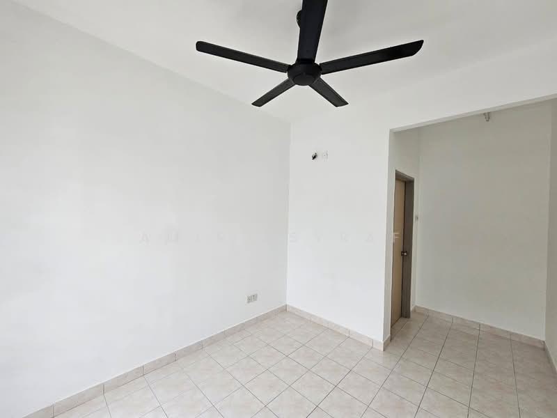 1-storey Terraced House for Sale in Bandar Bukit Raja (Klang) - Amir Asyraf - PropertyGuru.com.my