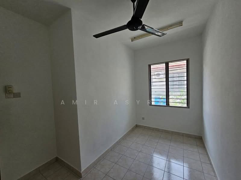 1-storey Terraced House for Sale in Bandar Bukit Raja (Klang) - Amir Asyraf - PropertyGuru.com.my
