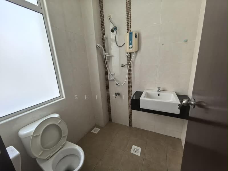 Rumah Berkembar untuk Dijual di Taman Ponderosa (Johor Bahru) - Shi Ting - PropertyGuru.com.my