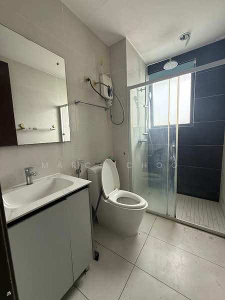 Condominium for Rent at Amberside @ Country Garden Danga Bay - Marco Choo - Bathroom - PropertyGuru.com.my