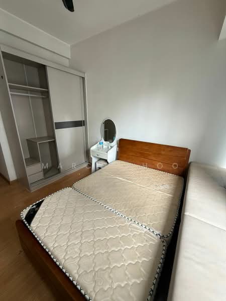 Condominium for Rent at Amberside @ Country Garden Danga Bay - Marco Choo - Bedroom - PropertyGuru.com.my