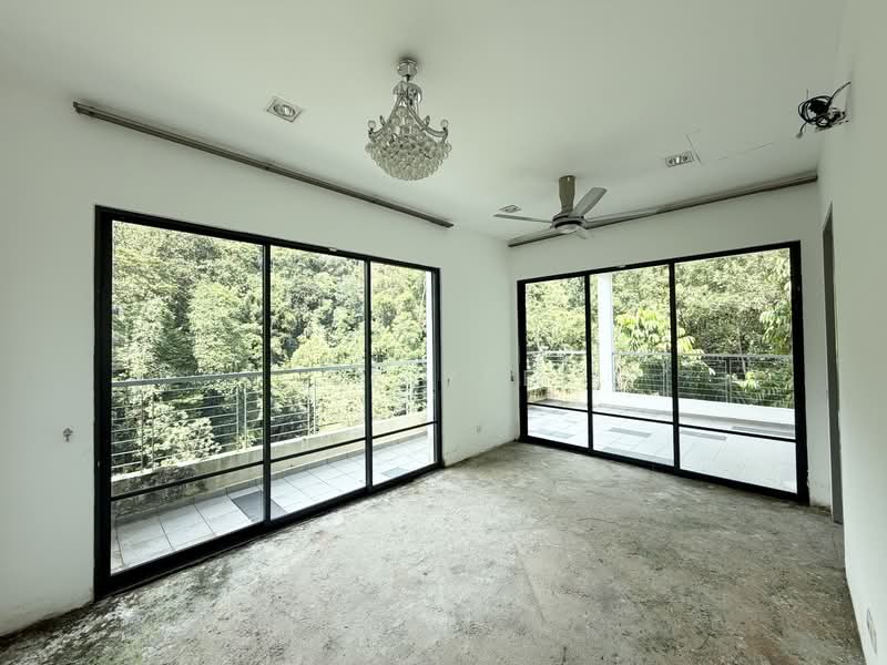 Semi-Detached House for Sale in Bandar Kinrara Seksyen 1 (Bandar Kinrara) - CK Yee - Balcony - PropertyGuru.com.my