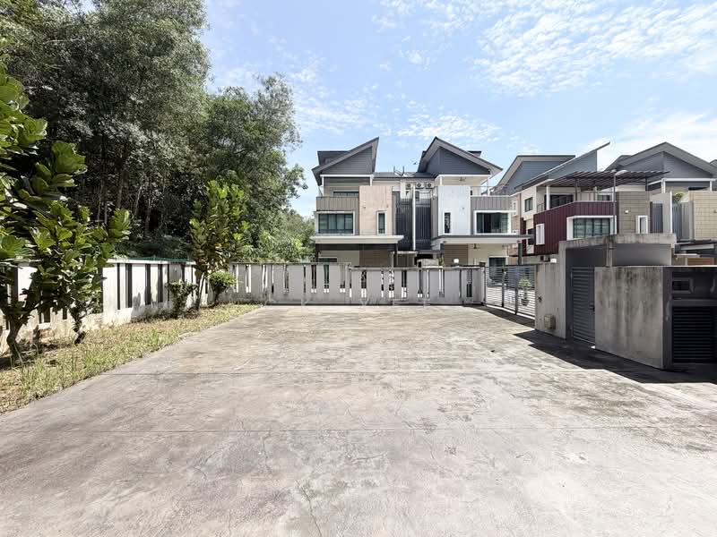 Semi-Detached House for Sale in Bandar Kinrara Seksyen 1 (Bandar Kinrara) - CK Yee - Exterior - PropertyGuru.com.my