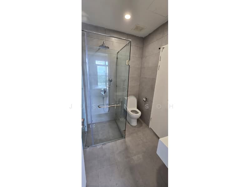 Servis Apartment untuk Disewa di Pacific Star - Justin Soh - Bathroom - PropertyGuru.com.my