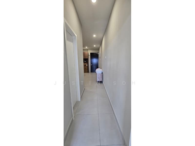 Servis Apartment untuk Disewa di Pacific Star - Justin Soh - Corridor - PropertyGuru.com.my