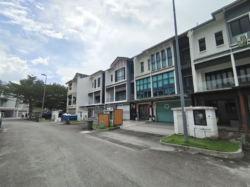 3-storey Terraced House for Sale in Taman Melawati (Ulu Kelang) - Kenson Ho - Exterior - PropertyGuru.com.my