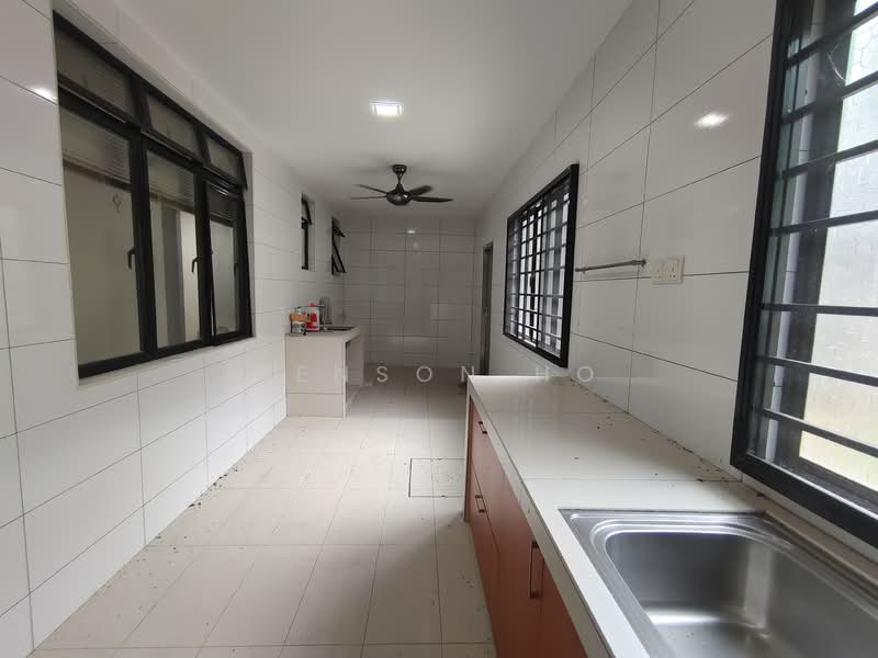 3-storey Terraced House for Sale in Taman Melawati (Ulu Kelang) - Kenson Ho - Kitchen - PropertyGuru.com.my