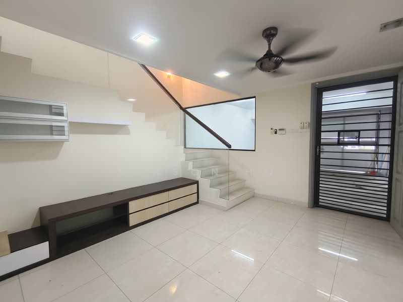 3-storey Terraced House for Sale in Taman Melawati (Ulu Kelang) - Kenson Ho - Living Room - PropertyGuru.com.my