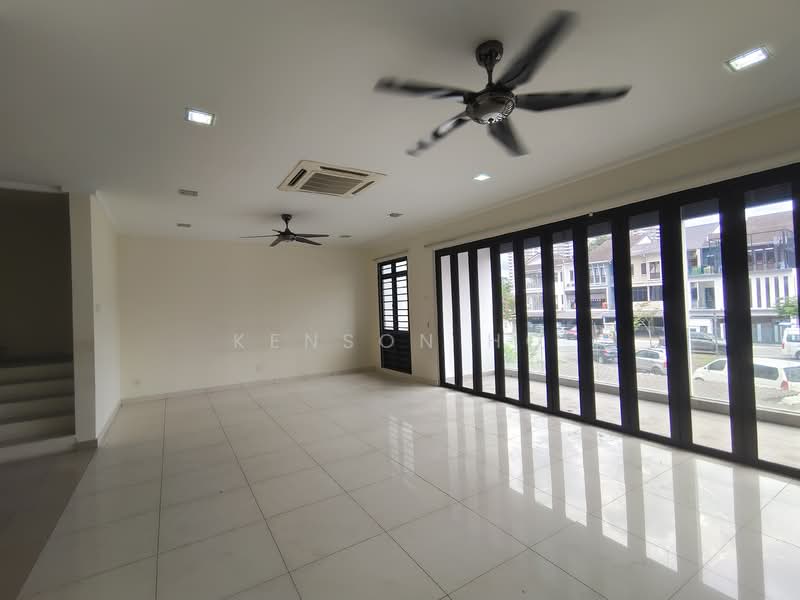 3-storey Terraced House for Sale in Taman Melawati (Ulu Kelang) - Kenson Ho - Living Room - PropertyGuru.com.my
