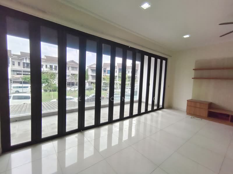 3-storey Terraced House for Sale in Taman Melawati (Ulu Kelang) - Kenson Ho - Living Room - PropertyGuru.com.my