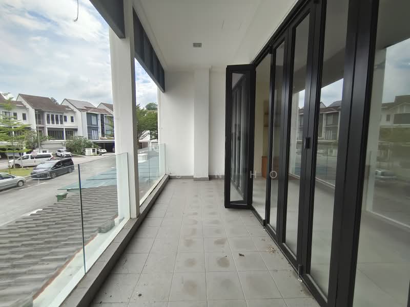 3-storey Terraced House for Sale in Taman Melawati (Ulu Kelang) - Kenson Ho - Balcony - PropertyGuru.com.my