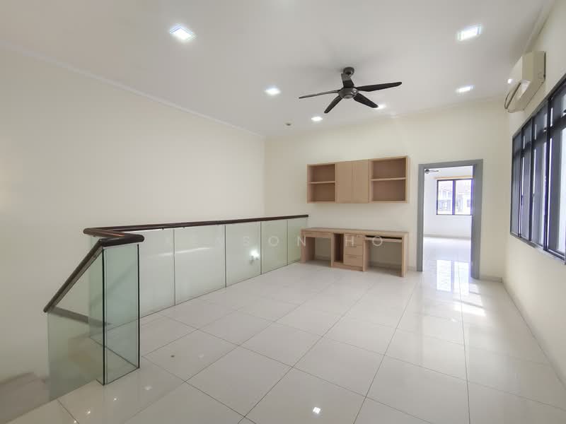 3-storey Terraced House for Sale in Taman Melawati (Ulu Kelang) - Kenson Ho - Study - PropertyGuru.com.my