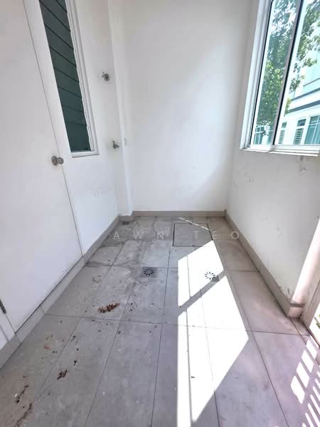 Rumah Teres 2 Tingkat untuk Dijual di Eco Majestic (Semenyih) - Shawn Teo - Exterior - PropertyGuru.com.my