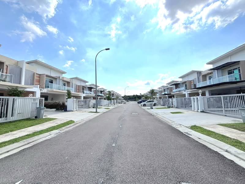 2-storey Terraced House for Sale in Gelang Patah (Johor) - Serene Low - PropertyGuru.com.my