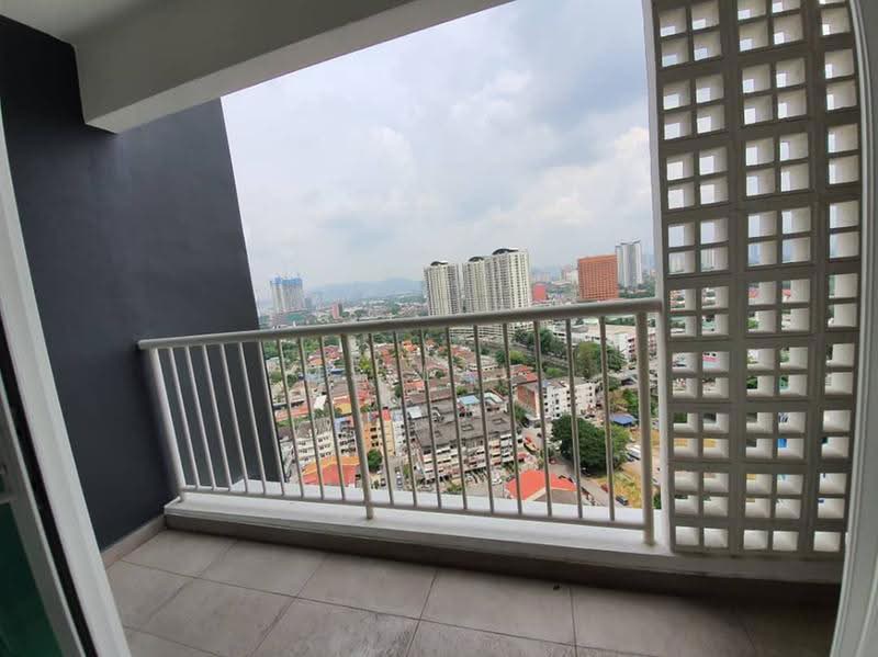 Service Residence for Sale at Court 28 - Ms Lau. - Balcony - PropertyGuru.com.my