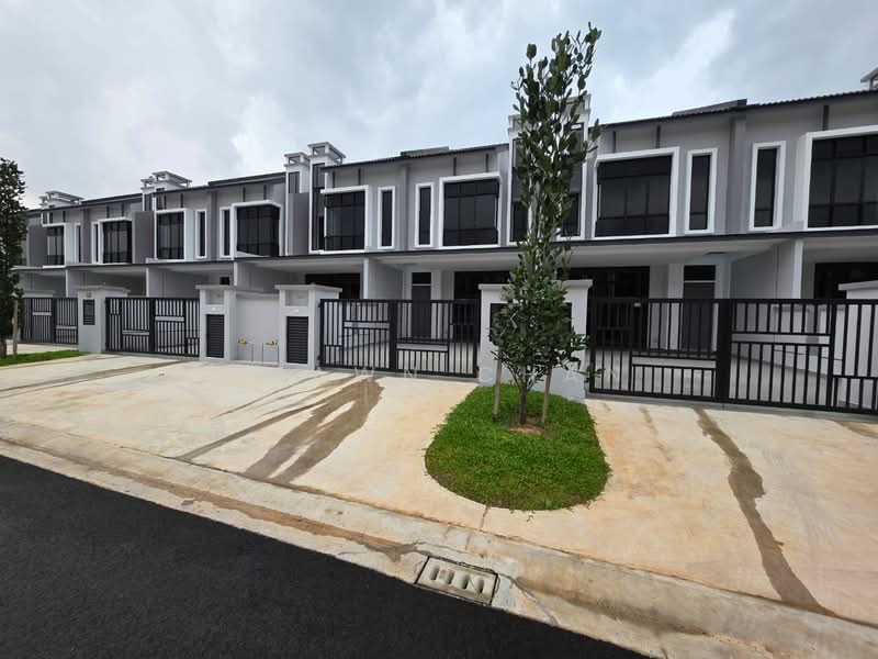 2-storey Terraced House for Rent in Taman Mount Austin (Tebrau) - Shawn Chan - PropertyGuru.com.my