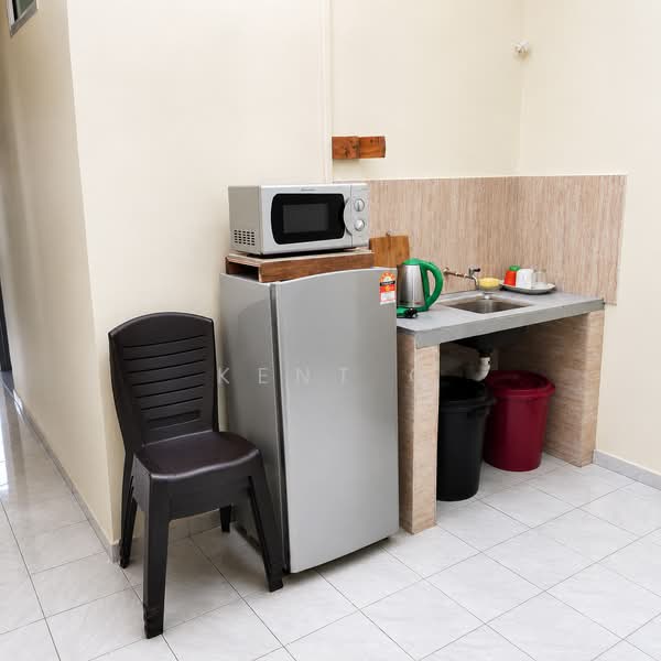 1-storey Terraced House for Rent in Taman Canning (Ipoh) - Kent C - PropertyGuru.com.my