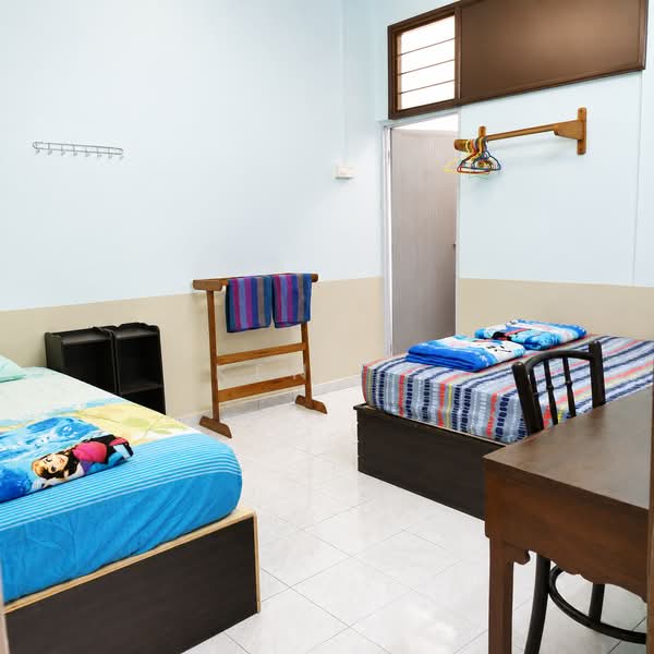 1-storey Terraced House for Rent in Taman Canning (Ipoh) - Kent C - PropertyGuru.com.my