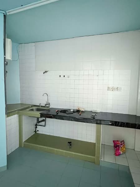 Pangsapuri untuk Disewa di Rampai Court - Kin . - Kitchen - PropertyGuru.com.my
