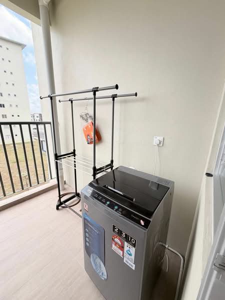 Pangsapuri untuk Disewa di SP Lodge Sri Pertiwi - Jeno Tan - Balcony - PropertyGuru.com.my