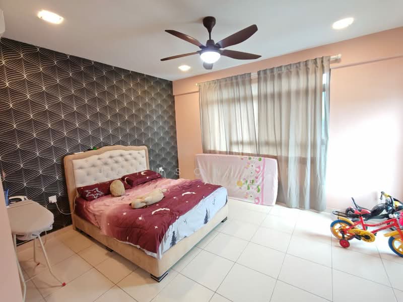 Servis Apartment untuk Dijual di The Garden Residences - Johnson Yap - Bedroom - PropertyGuru.com.my