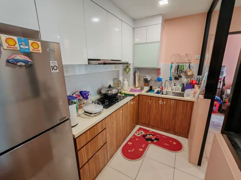 Servis Apartment untuk Dijual di The Garden Residences - Johnson Yap - Kitchen - PropertyGuru.com.my