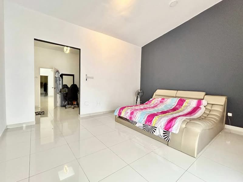 Rumah Teres untuk Dijual di Taman Mutiara Rini (Skudai) - Michelle He - Bedroom - PropertyGuru.com.my