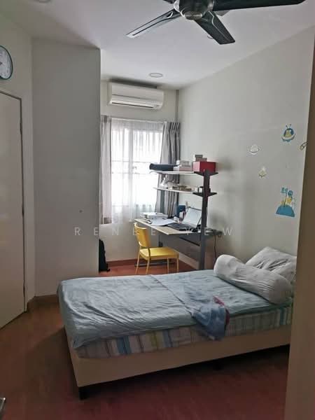 Rumah Teres 2 Tingkat untuk Dijual di Happy Garden (Kuchai Lama) - Renee Yew - Bedroom - PropertyGuru.com.my