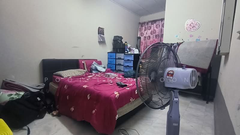 1-storey Terraced House for Sale in Taman Daya (Johor Bahru) - Pooi Leen Voon - Bedroom - PropertyGuru.com.my