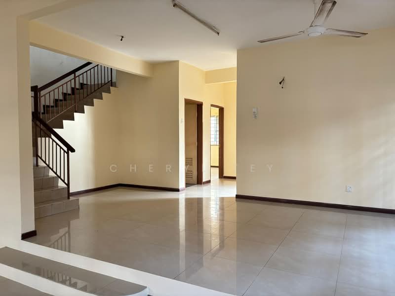 Semi-Detached House for Sale in Taman Usahawan (Kepong) - Cheryl Tey - Living Room - PropertyGuru.com.my