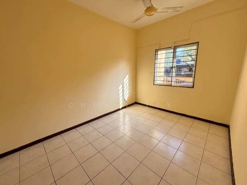 Semi-Detached House for Sale in Taman Usahawan (Kepong) - Cheryl Tey - Interior - PropertyGuru.com.my