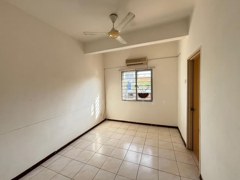 Semi-Detached House for Sale in Taman Usahawan (Kepong) - Cheryl Tey - Interior - PropertyGuru.com.my