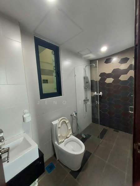 Kondominium untuk Disewa di Jazz Suites @ Vivacity - Jeno Tan - Bathroom - PropertyGuru.com.my